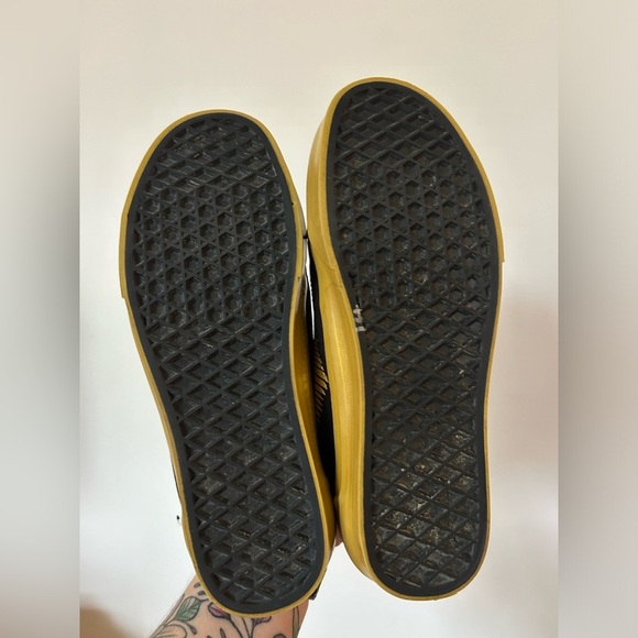 Vans X Harry Potter Golden Snitch Old Skool Sneaker Womens 8 Mens 6.5 - Picture 6 of 11